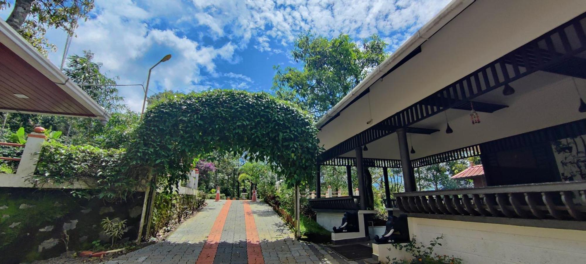 Chalona Hill View Hotell Munnar Exteriör bild